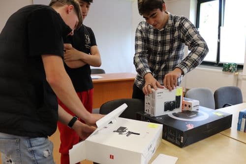 Új médiaeszközök átadása