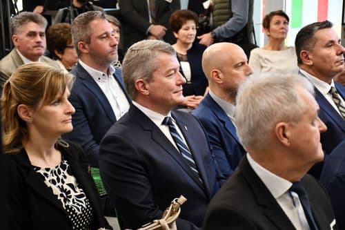 átadták a HSZC Szentesi Pollák Antal Technikum felújított közösségi terét