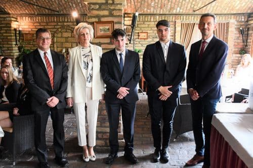 21 diák országos eredményeit ismerte el a Hódmezővásárhelyi SZC