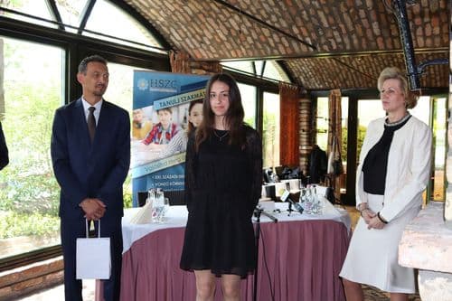 HSZC ajándékcsomagok átadása 2