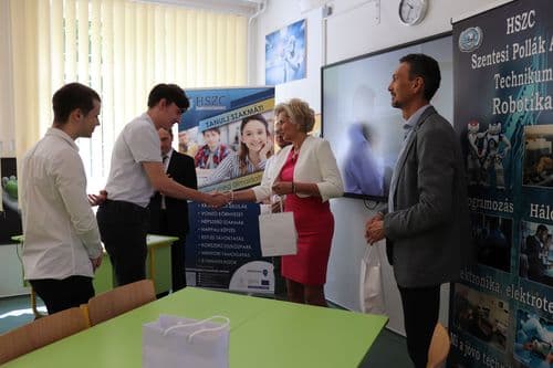 Robotika termet adtak át a Pollákban!