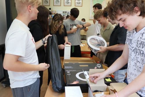 Új médiaeszközök átadása