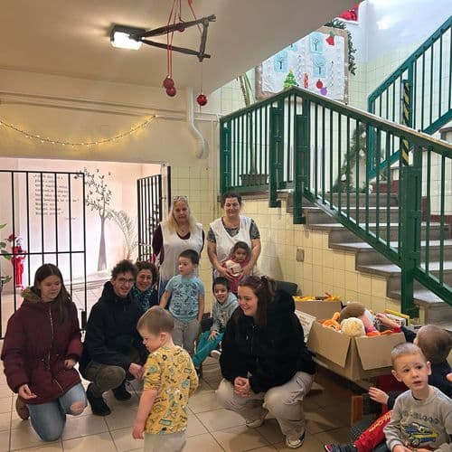 Sághy diákok az óvodásokkal