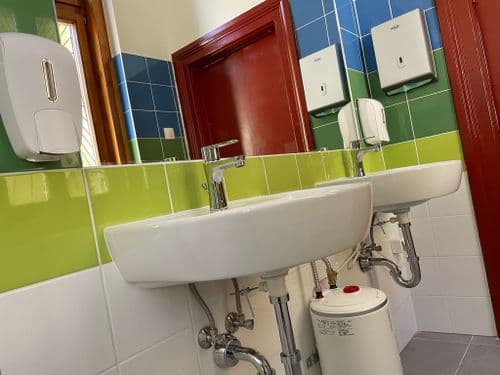 Új mosdók a Zsoldosban