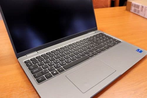 Laptop modell amiket az oktatók kaptak