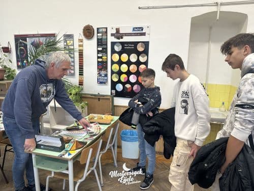 Festék pigmentek bemutatása a Zsoldosban